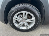 - PREVIOUS DAILY RENTAL - - ACCIDENT FREE - HEATED CLOTH SEATS - REMOTE START - FORWARD COLLISION AL... (image 9)