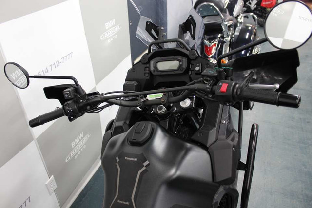 2022 Kawasaki KLR650 in Dirt Bikes & Motocross in City of Montréal - Image 4