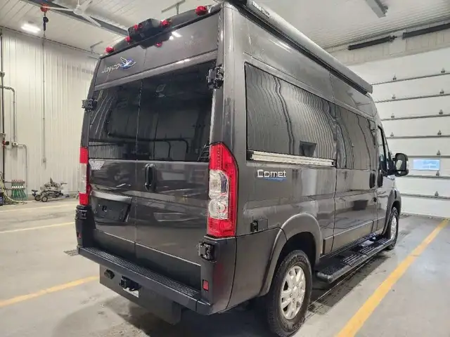 2025 JAYCO Comet 18C in RVs & Motorhomes in Thetford Mines - Image 6