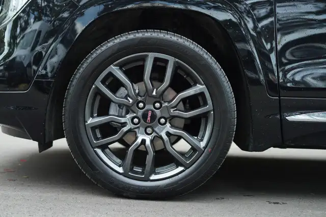 2024 GMC Terrain Denali AWD, Sunroof, Navigation. in Cars & Trucks in Oakville / Halton Region - Image 8