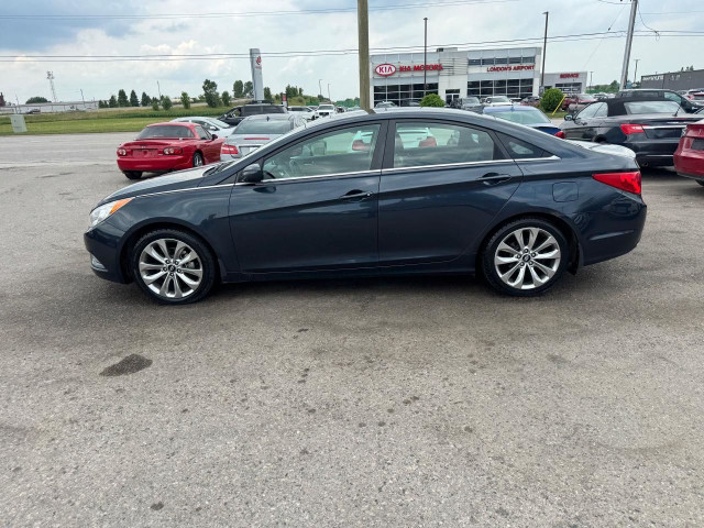 2013 Hyundai Sonata SE, WHEELS, LEATHER, AUTO, LOADED, CERTIFIED in Cars & Trucks in London - Image 2