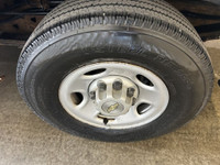 Welcome Ontario customers! All our vehicles are Ontario safety check/e-tested. We offer financing ad... (image 6)