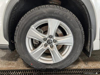 Recent Arrival!White 2023 Toyota Highlander AWD 8-Speed Automatic 2.4L 4-CylinderABS brakes, Active... (image 9)