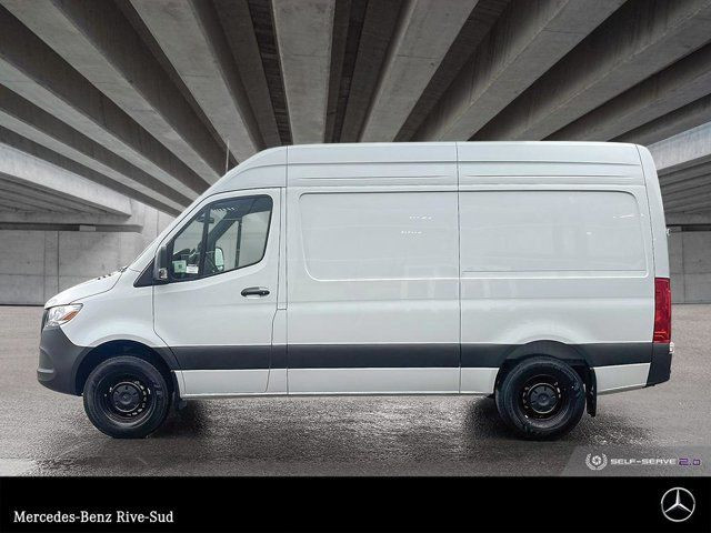 2025 Mercedes-Benz Sprinter 2500 144 Wheelbase High Roof RWD in Cars & Trucks in Longueuil / South Shore - Image 2