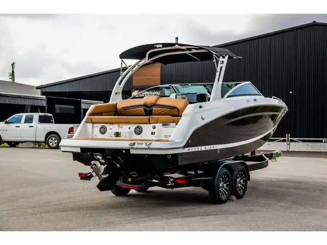 2026 Four Winns HD5 in Powerboats & Motorboats in Québec City - Image 7