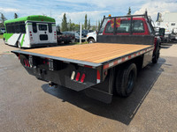 2013 Ford F-550 XL Flat Deck Reg Cab 6.8L V10 Gas 4X4 DRW ONLY 79,483 KM ! Engine Hours: 6,318 11 FT... (image 4)