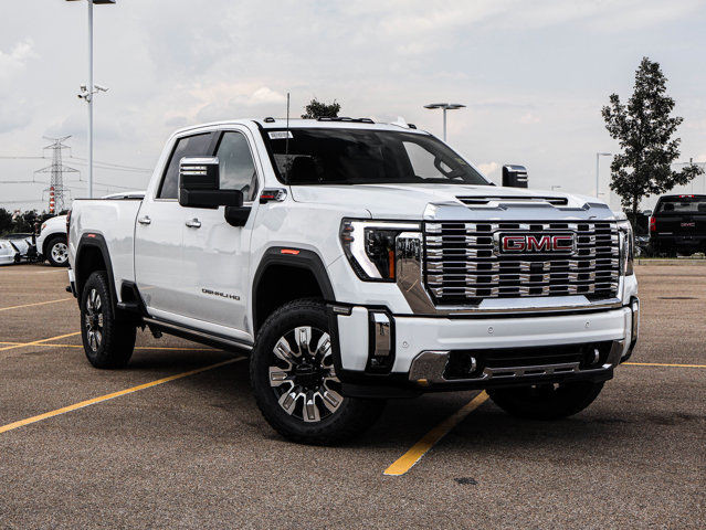 2025 GMC Sierra 3500HD Denali in Cars & Trucks in Strathcona County - Image 2