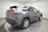ALL WHEEL DRIVE, HEATED FRONT SEATS, BACK-UP CAMERA, BLIND SPOT MONITOR, LANE DEPARTURE WARNING, ADA... (image 5)
