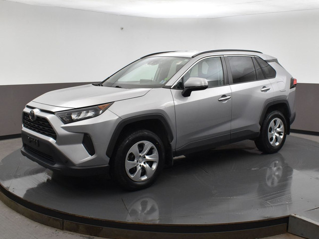 2020 Toyota RAV4 LE AWD - LOCAL ONE-OWNER TRADE-IN, DEALER MAINT in Cars & Trucks in City of Halifax - Image 3