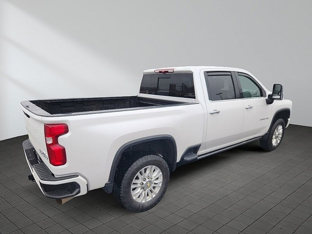 2022 Chevrolet Silverado 2500HD High Country in Cars & Trucks in Bedford - Image 3