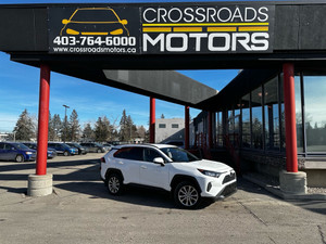2020 Toyota RAV 4 LE AWD-LOW KMS