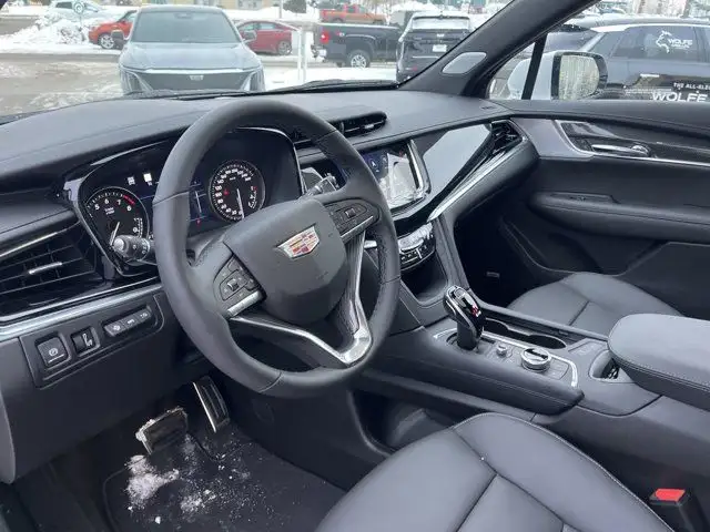 2025 Cadillac XT6 AWD Sport in Cars & Trucks in Edmonton - Image 16