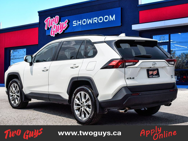 2022 Toyota RAV4 XLE Premium AWD Leather Sunroof Back Up Camera in Cars & Trucks in St. Catharines - Image 4
