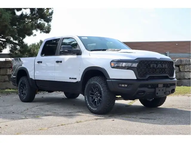 2025 Ram 1500 Rebel 4x4 Crew Cab 5'7 Box | DEMO DEAL in Cars & Trucks in Kitchener / Waterloo - Image 4