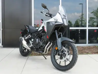 Save $500 as part of the Honda's current promotion - on now for a limited time! Contact one of our S...