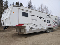 2008 Skyline 40 Ft TRI/A 5TH Wheel Toy Hauler Travel Trailer Tra