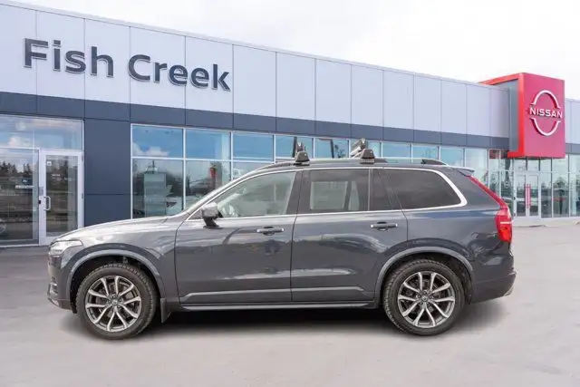 2017 Volvo XC90 T6 Momentum | No Accidents | Thule Ski Carrier in Cars & Trucks in Calgary - Image 4