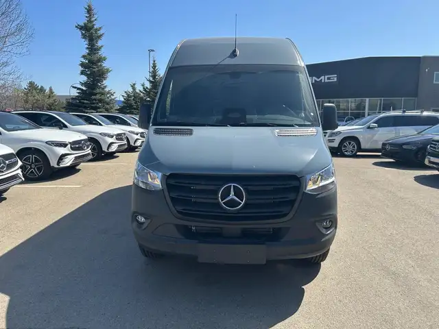 2025 Mercedes-Benz Sprinter Cargo Van 2500 Standard Roof I4 144 in Cars & Trucks in Edmonton - Image 7