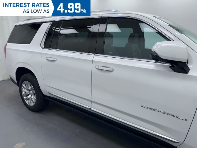 2023 GMC Yukon XL Denali 6.2L 8CYL | HEATED & VENTED FRONT SE... in Cars & Trucks in Lethbridge - Image 2