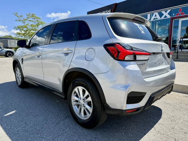 2022 Mitsubishi RVR 2.4L SE AWC - CVT in Cars & Trucks in Oshawa / Durham Region - Image 4