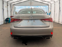 À voir! / Come see it! TRÈS BIEN ÉQUIPÉ / VERY WELL EQUIPPED. Version IS 300 F Sport AWD avec Moteur... (image 8)
