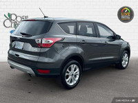 - HEATED CLOTH SEATS - SIRIUS SATELLITE RADIO - DUAL ZONE A/C - KEYLESS ENTRY KEYPAD - BACK UP CAMER... (image 5)