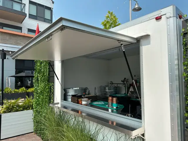 Mobile Bars - Ice Cream, Cofee, Bakery in Cargo & Utility Trailers in Hamilton - Image 4