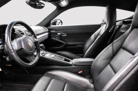 Engine: Moteur à 6 cylindres plats 2.7L L/100Km City: 10.1 L/100Km Hwy: 6.7 Safety Equipment Contrôl... (image 1)