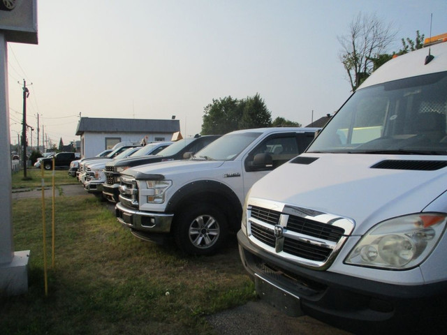 2016 Ford F-150 lariat crewcab 4x4 141000km financement in Cars & Trucks in Laval / North Shore - Image 4