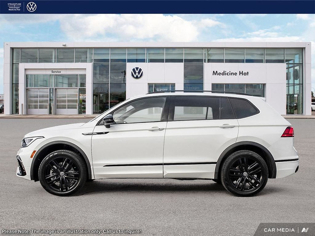 2024 Volkswagen Tiguan Comfortline R-Line Black Edition in Cars & Trucks in Medicine Hat - Image 3