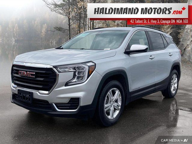 2022 GMC Terrain SLE in Cars & Trucks in Hamilton