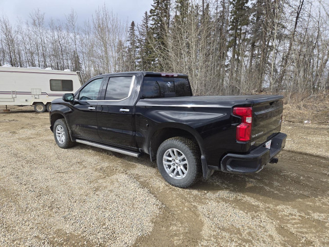 2021 Chevrolet Silverado 1500 in Cars & Trucks in Edmonton - Image 3