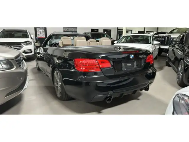 2011 BMW 3 Series Cabriolet 335is in Cars & Trucks in Mississauga / Peel Region - Image 27