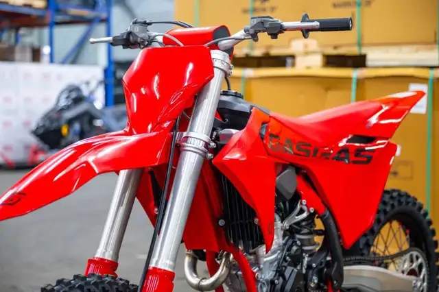 2025 GASGAS MC 250F in Dirt Bikes & Motocross in Longueuil / South Shore - Image 6