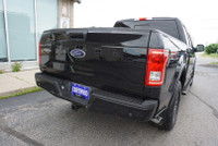 SAFETY INCLUDED ONE OWNER LOCAL ONTARIO CAR Very Clean Ford Crew F-150 3.6L V6 XLT FX-4 off Road Pac... (image 5)