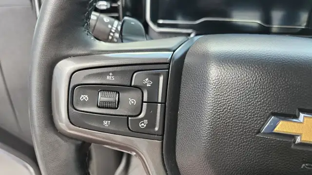 Chevrolet Silverado 1500 High Country 2024 dans Autos et camions dans Medicine Hat - Image 16