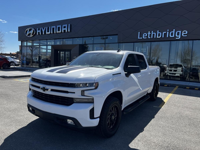 Chevrolet Silverado 1500 RST 2020 in Cars & Trucks in Lethbridge