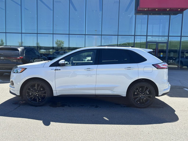 2024 Ford Edge ST Line AWD | Sunroof | Remote start | in Cars & Trucks in Calgary - Image 3