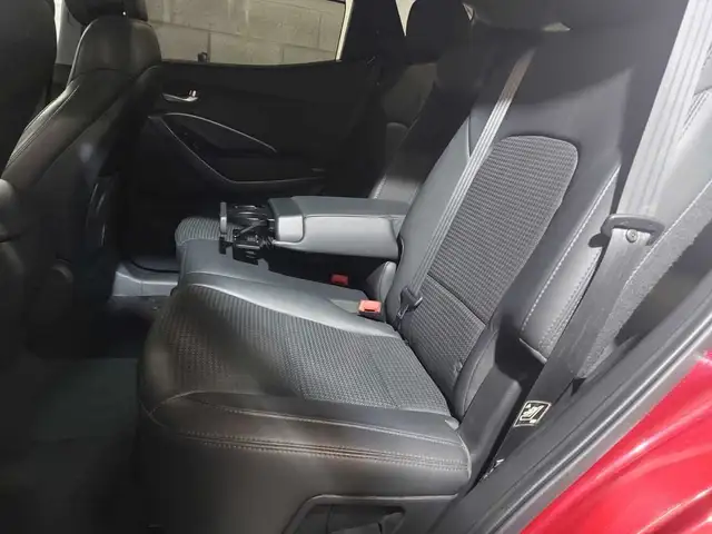 2015 Hyundai Santa Fe Sport Luxury AWD Cuir Toit pano Volant ban in Cars & Trucks in Longueuil / South Shore - Image 24