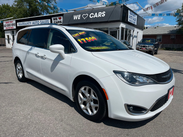 2017 Chrysler Pacifica Touring-L Plus NAVI BT REV CAM LEATHER in Cars & Trucks in City of Toronto - Image 3