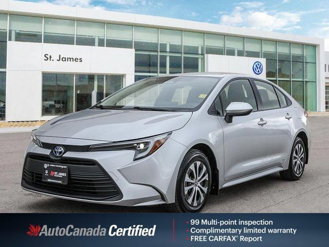 2023 Toyota Corolla Hybrid LE AWD | CLEAN CARFAX | ***LOW KM*** in Cars & Trucks in Winnipeg