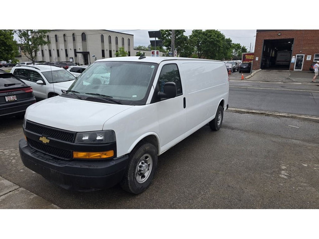 2021 GMC Savana Van G3500 - Extended Cargo - 6.6L V8 Gas - 2 To  in Cars & Trucks in City of Toronto - Image 4
