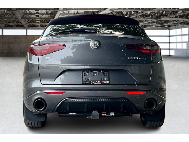 2022 Alfa Romeo Stelvio Veloce | Premium Leather | Harman Kardon in Cars & Trucks in Mississauga / Peel Region - Image 4