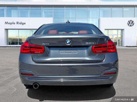 This BMW 3 Series boasts a Intercooled Turbo Premium Unleaded I-4 2.0 L/122 engine powering this Aut... (image 3)