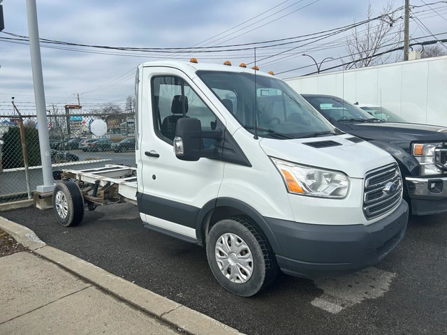 Ford Transit Cutaway T-250 138 in Cars & Trucks in City of Montréal - Image 3