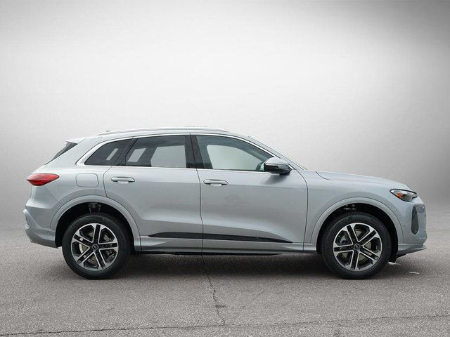 2025 Audi Q5 in Cars & Trucks in Windsor Region - Image 2