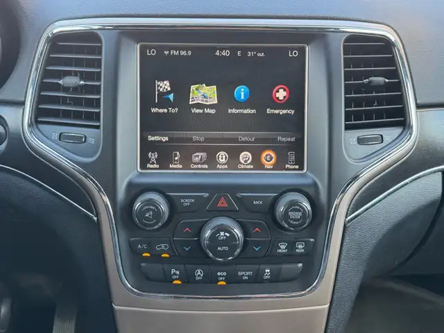 2016 Jeep Grand Cherokee Limited - Leather Seats in Cars & Trucks in Moncton - Image 18