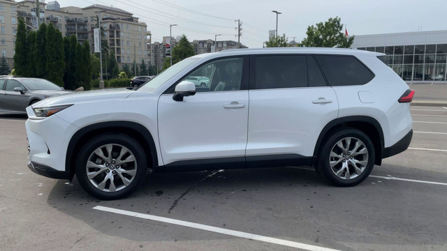 2024 Toyota Grand Highlander Limited in Cars & Trucks in City of Toronto - Image 4