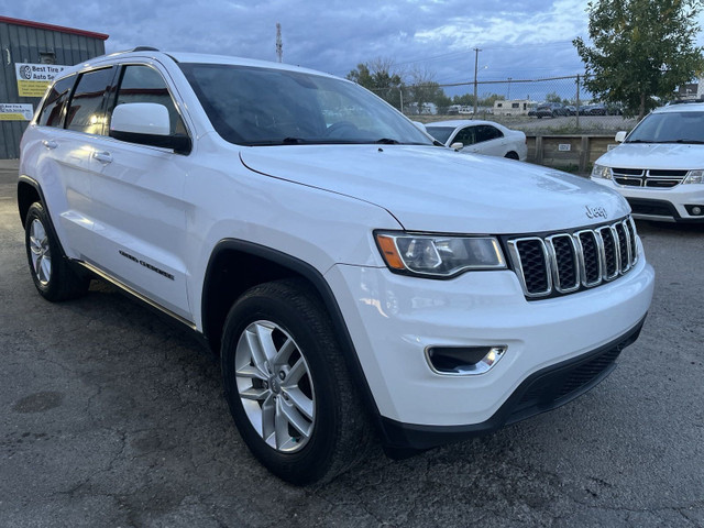 2018 Jeep Grand Cherokee Laredo 4x4 in Cars & Trucks in Calgary - Image 4