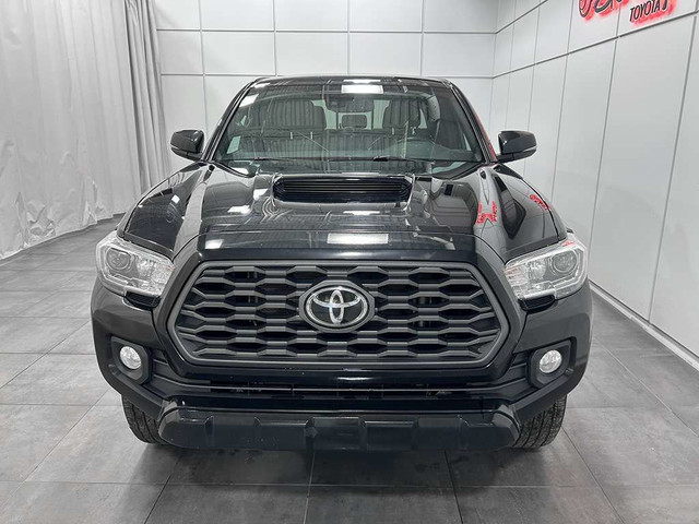 2021 Toyota Tacoma DOUBLE CAB TRD SPORT SIEGES CHAUFFANTS NAVIGA in Cars & Trucks in Québec City - Image 2